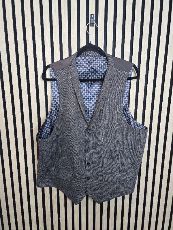 Tweed Vesti st. 50R