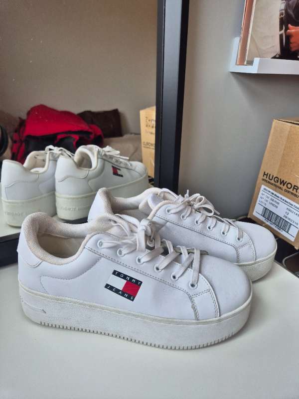 Tommy Jeans skór - Einu sinni notaðir