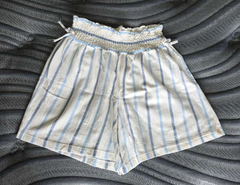 Stuttbuxur zara