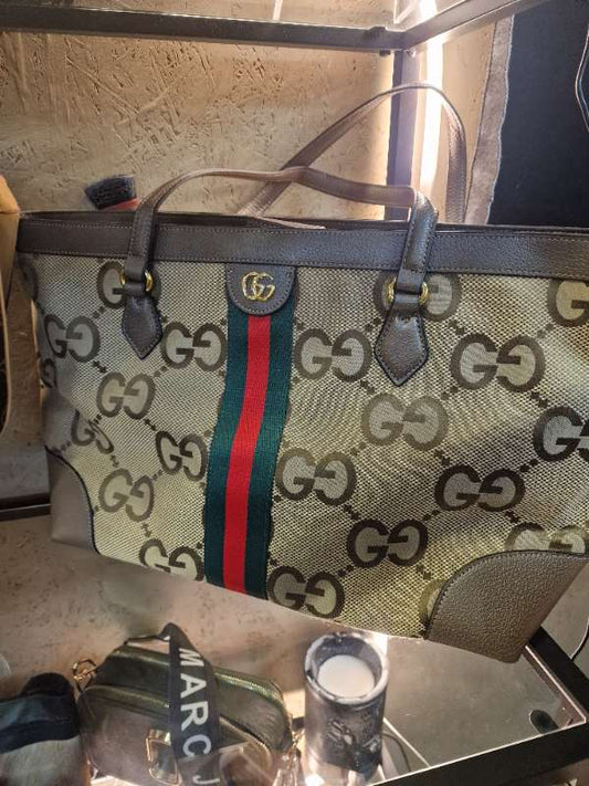 Gucci taska góð eftir líking