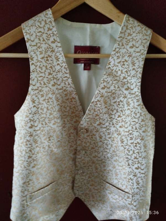 Silkivesti m/gylltu munst Nýtt