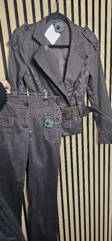 Benetton dragt sett (2 pants - jacket)