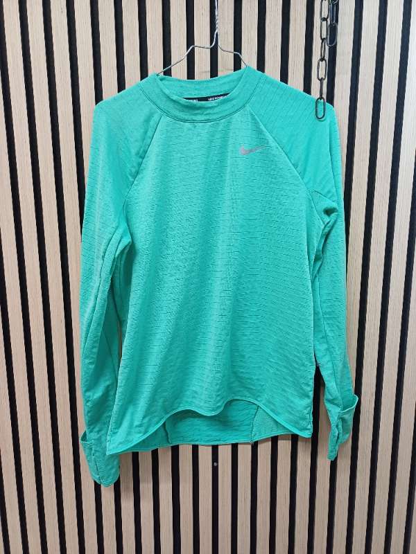 Nike ræktarpeysur