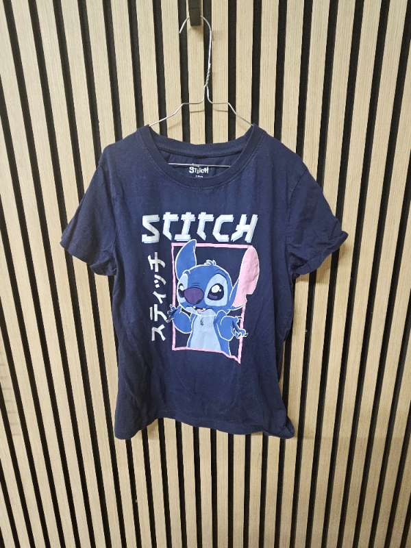 Stitch stuttermabolur