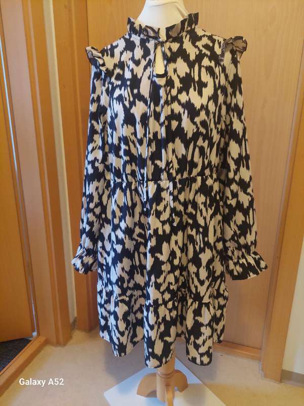 Kjóll svartur/drapp