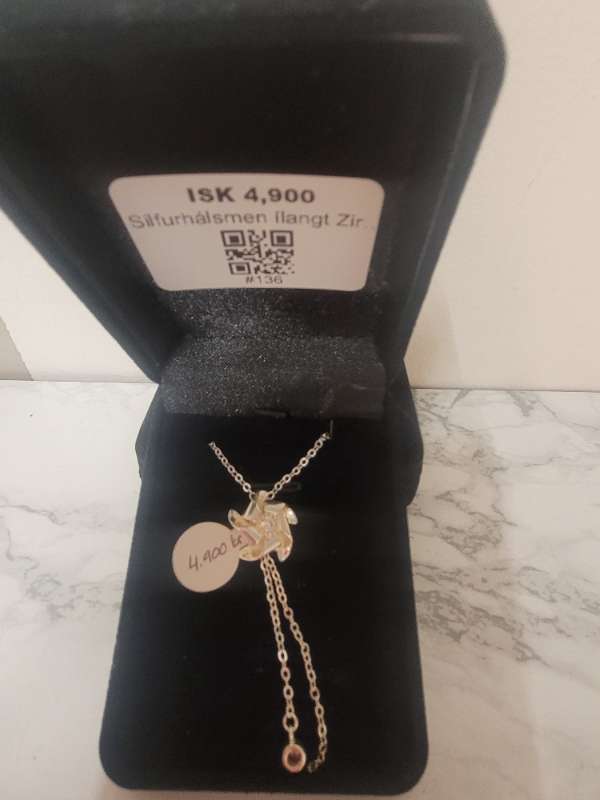 Silfurhálsmen ílangt Zirkonst