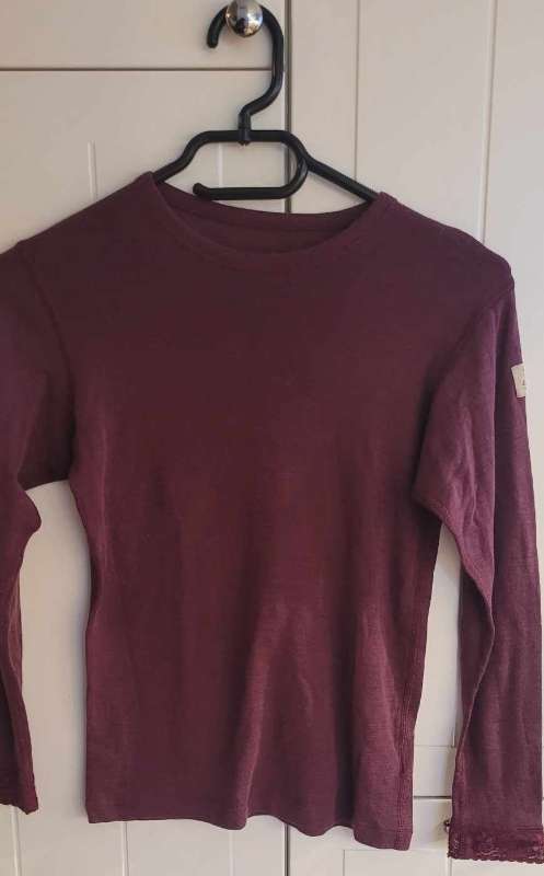 Bolur Janus merino vínrauð 140