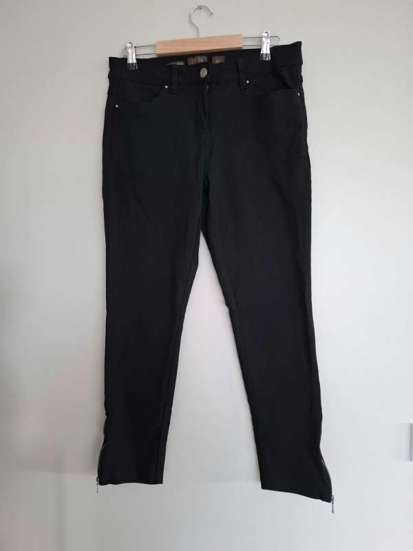 Buxur ZEZE svart M