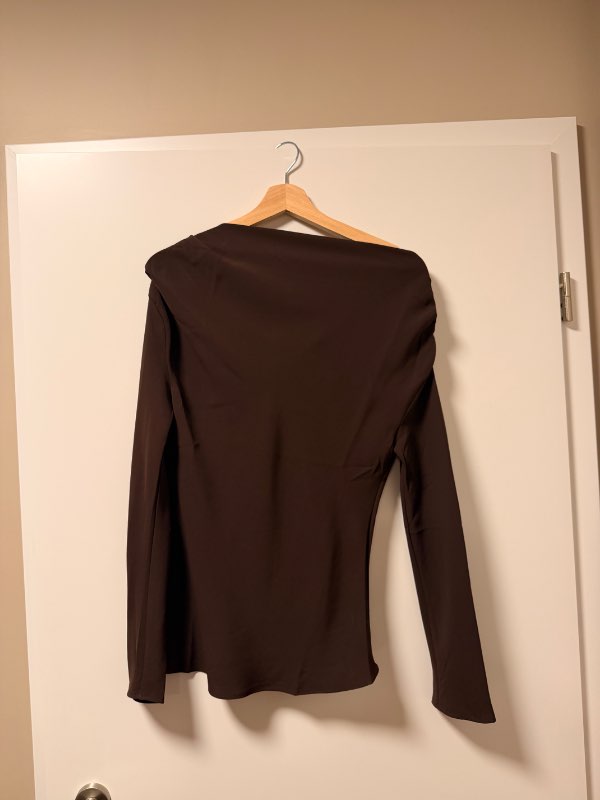Off the shoulder bolur