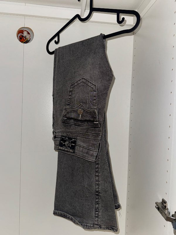 Gráar trues