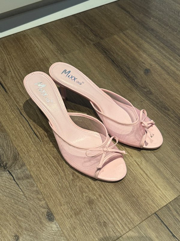 Pink kitten heels