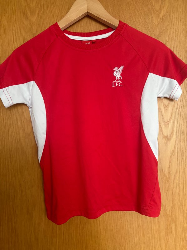 L.F.C. stuttermabolur