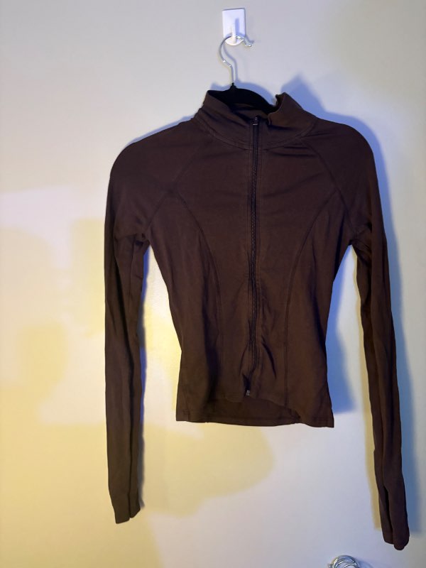 Gina tricot brún peysa