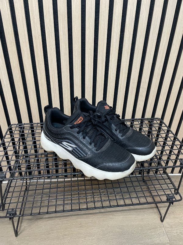 Sketchers Massage Fit