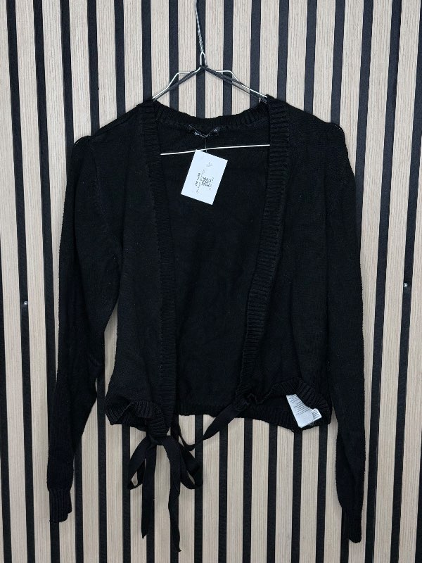 GinaTricot, Svört Prjónapeysa