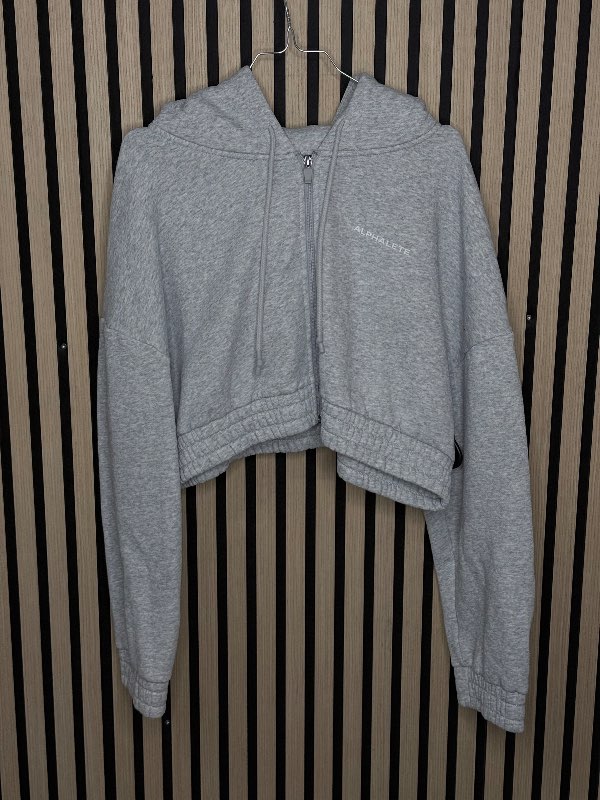 Alphalete, Grá Rennd Peysa