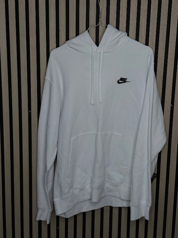 NIKE, Hvít Hettupeysa