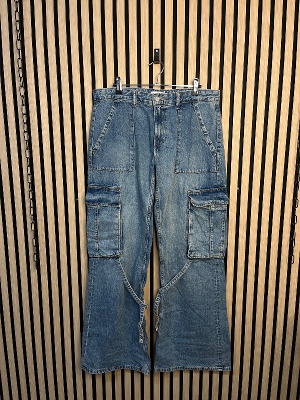 Zara cargo buxur