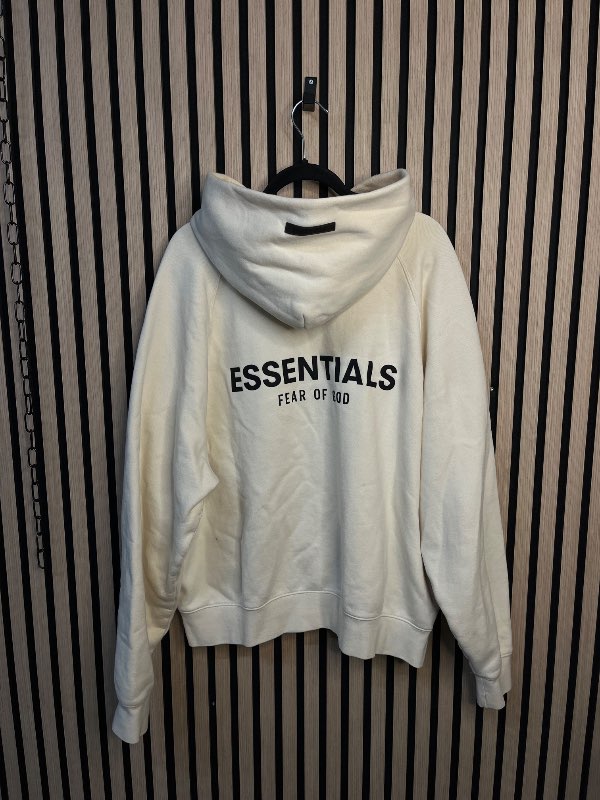ESSENTIALS peysa