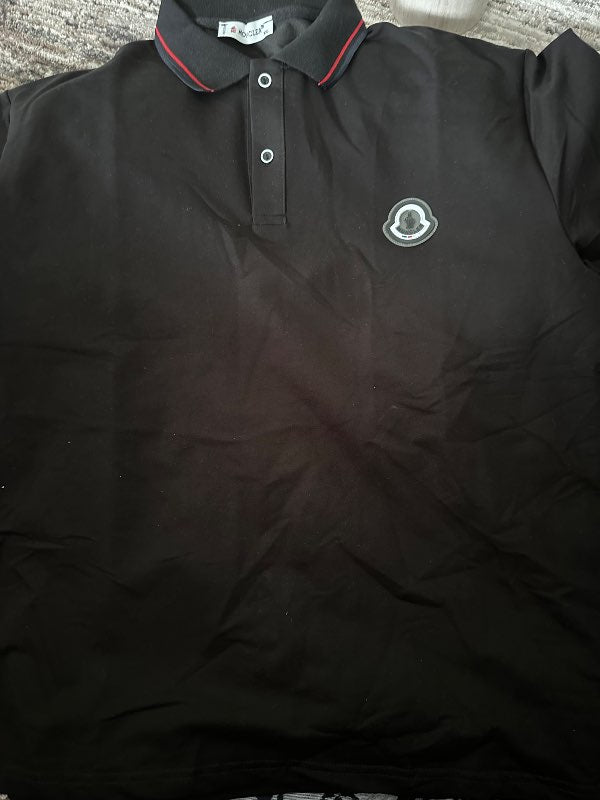 Moncler T-shirt