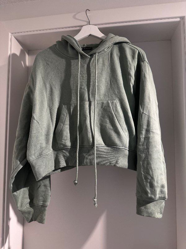 Græn Cropped Hettupeysa