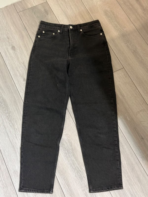 Svartar Mom Jeans