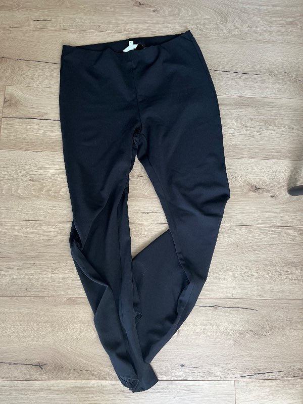 Hm svartar buxur