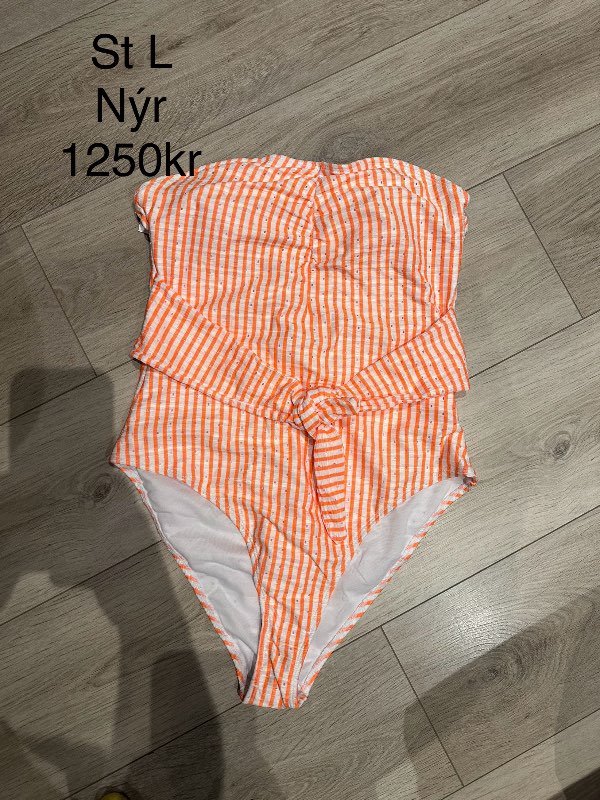 Nýr sundbolur L röndótt appelsínugul&hvítur