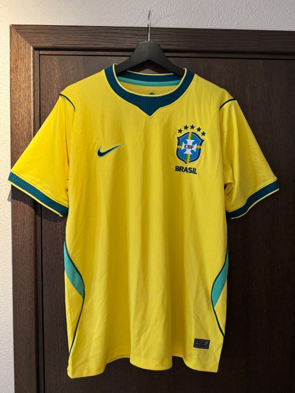 Brasilía treyja