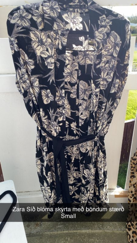 Zara síð blómagolla