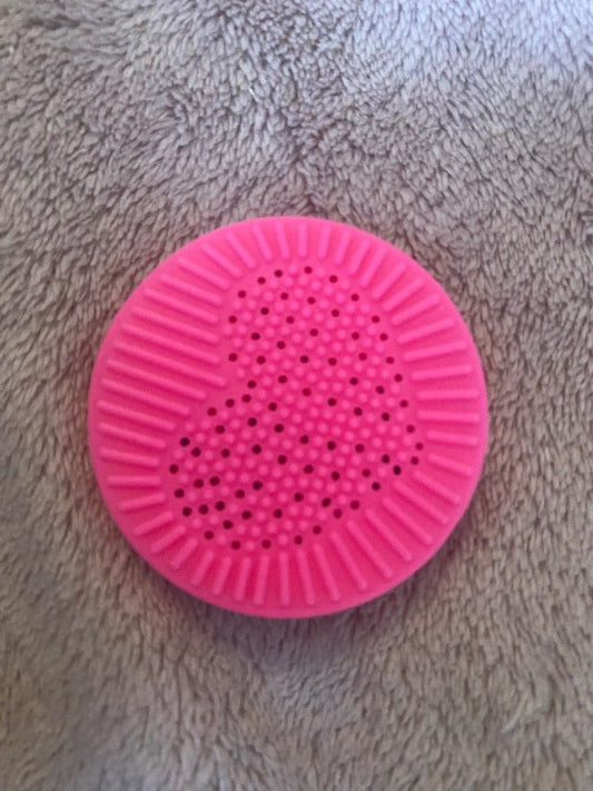 New makeup brush cleaner