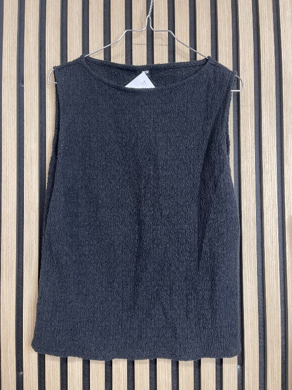 Uniqlo svartur toppur