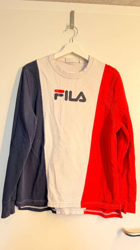 FILA peysa