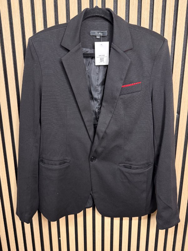 Svartur jakkafatajakki