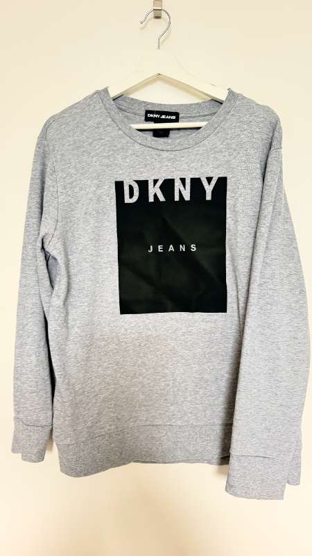 DKNY Grey peysa