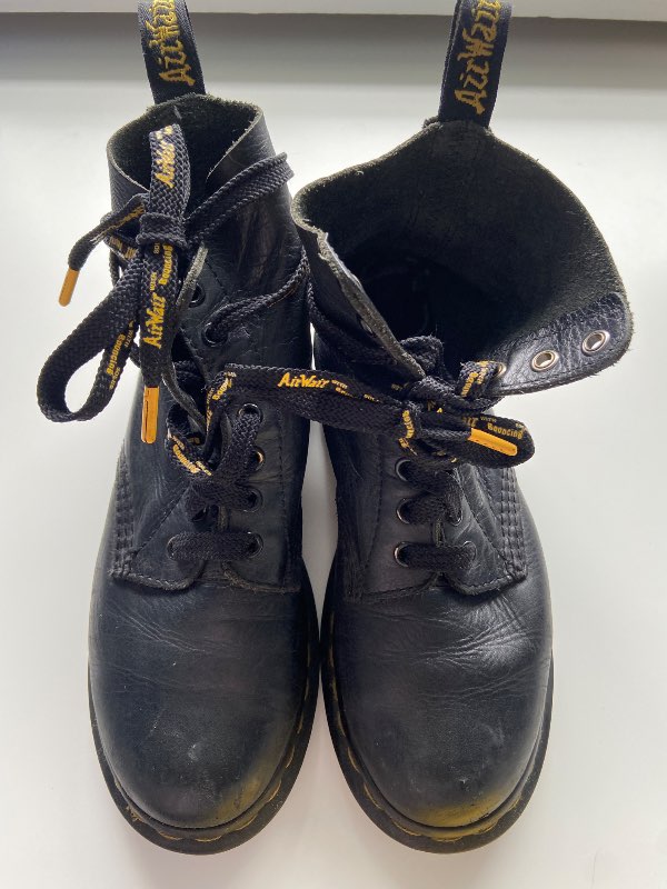 Dr. Martens skór