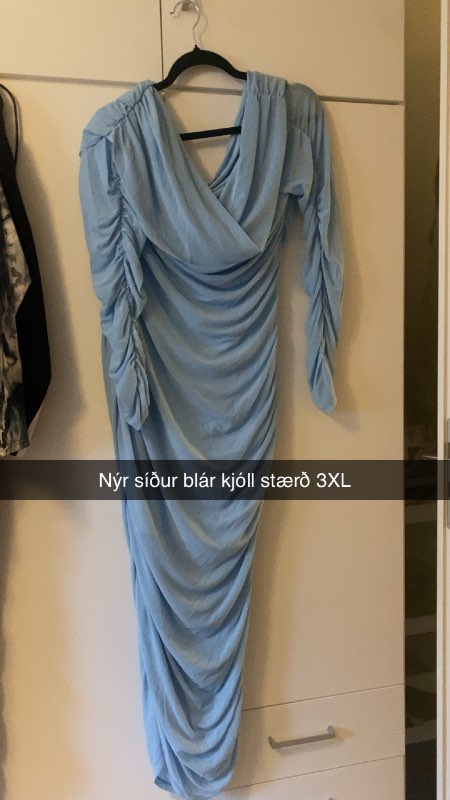 Nýr síður blár kjóll