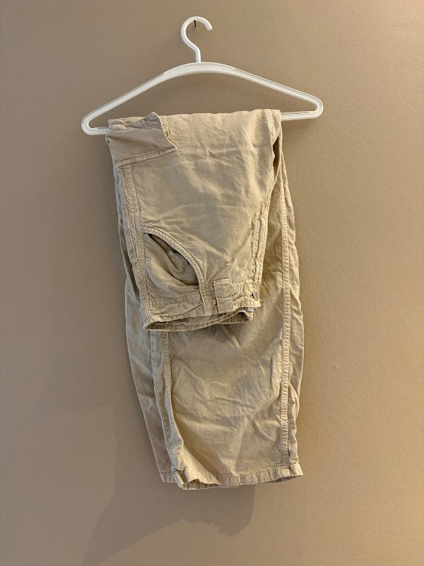 Buxur Zara ljósar