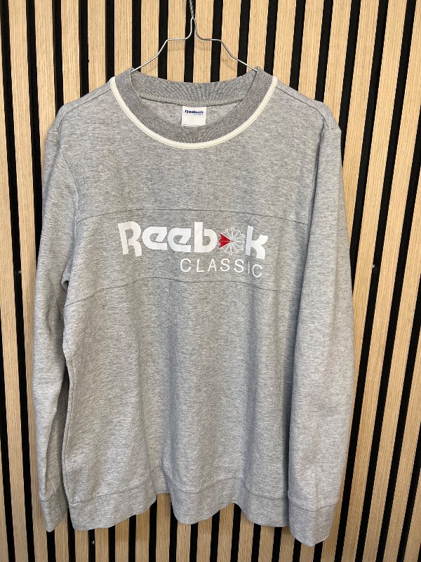 Reebok classic peysa