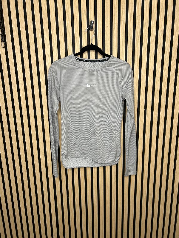 Nike langermabolur