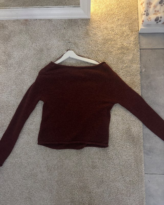 Rauð off shoulder (GinaT)