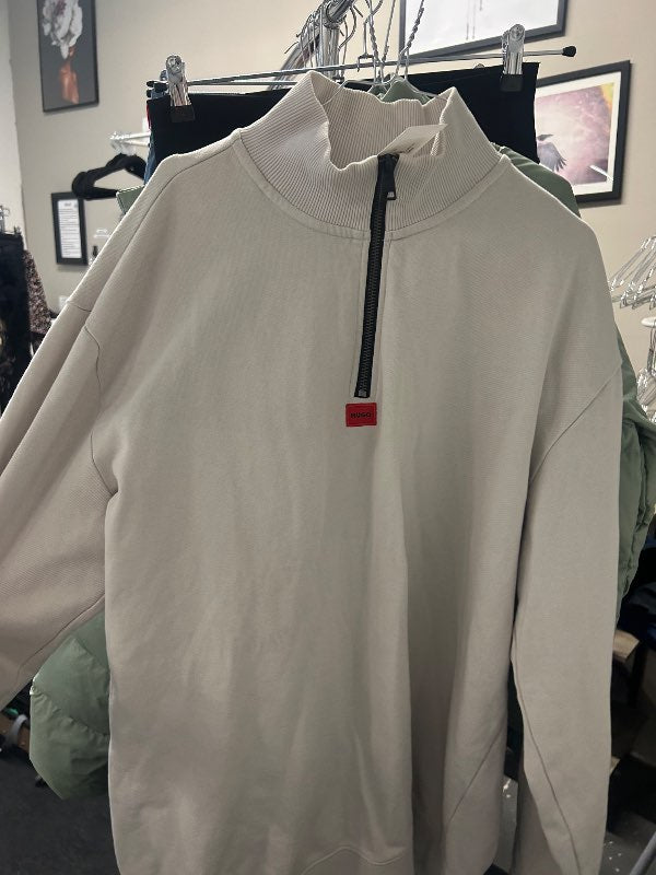 Hugo boss peysa