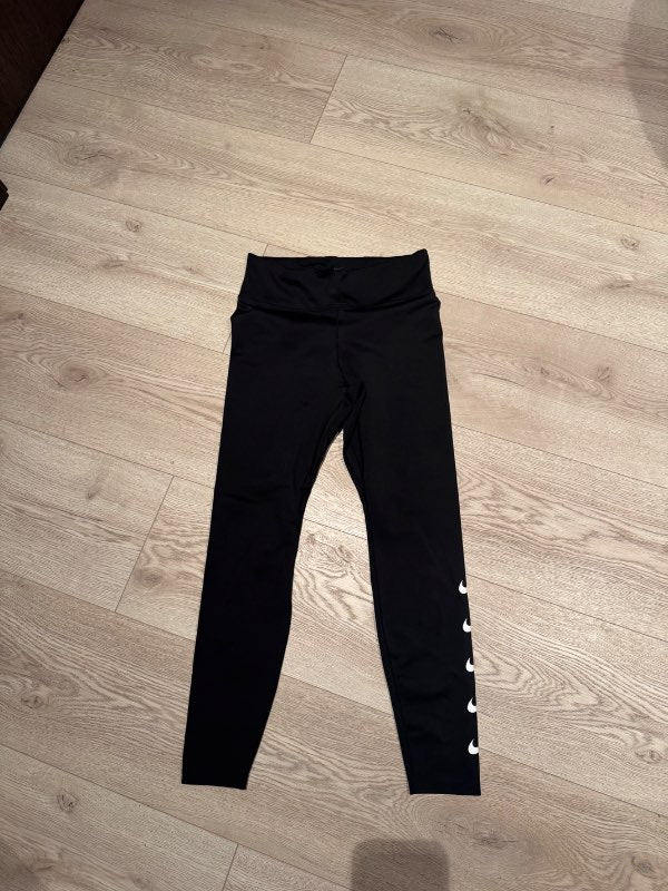 Svartar Nike leggings