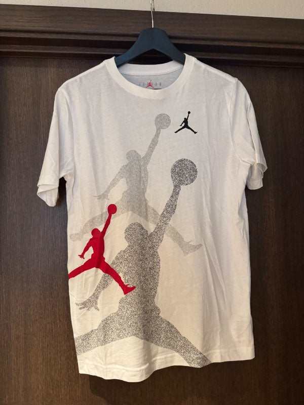 Air Jordan (4) hvítur stuttermabolur