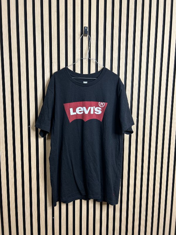 Levi’s Bolur