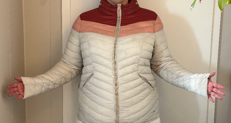 Hvítur, bleikur & rauður jakki