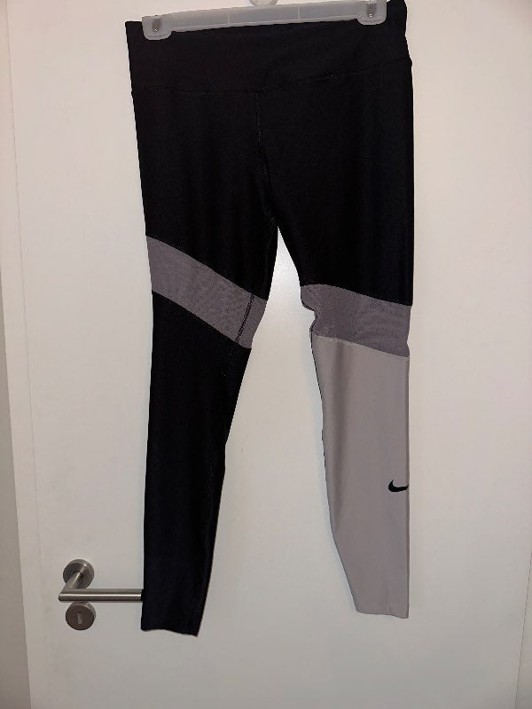 Nike leggings með gráu