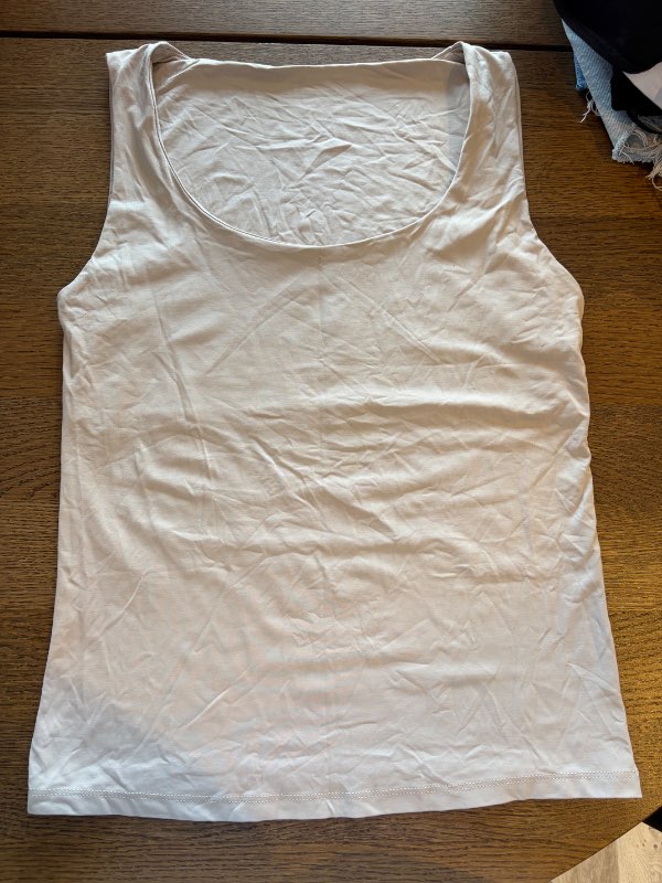 Zara beige hlýrabolur