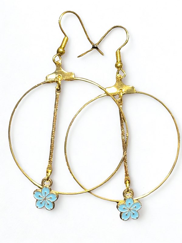 Eyrnalokkar handmade