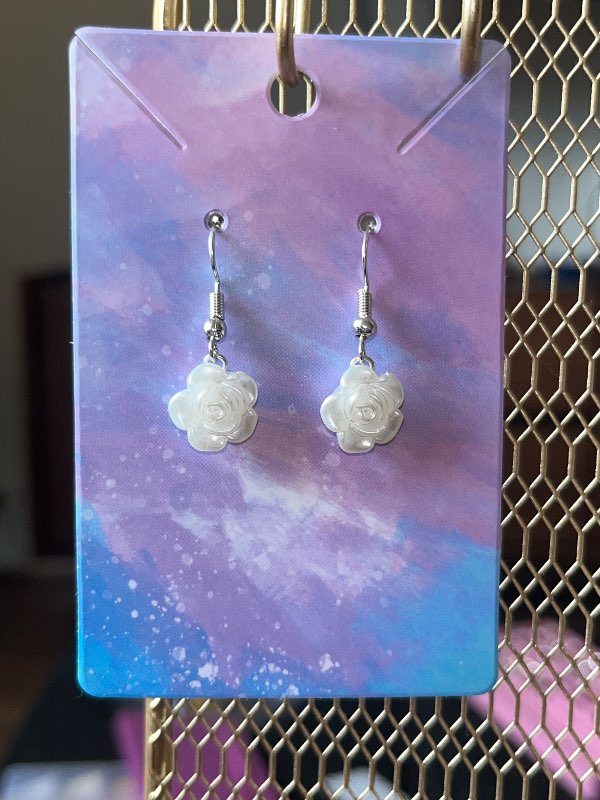 Eyrnalokkar handmade
